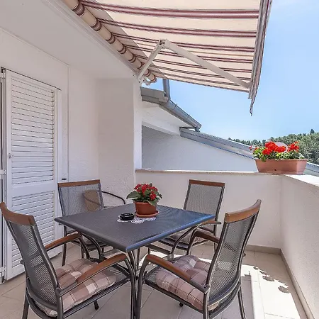 Apartament Mirjana *